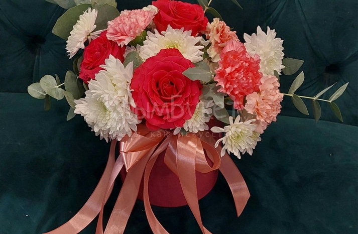 Цветочная композиция «Мамино счастье»